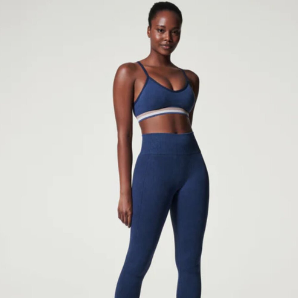 Spanx Set Sports Bra and Leggings